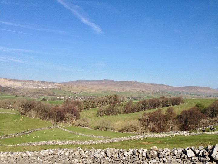 Pen-y-ghent / Plover Hill