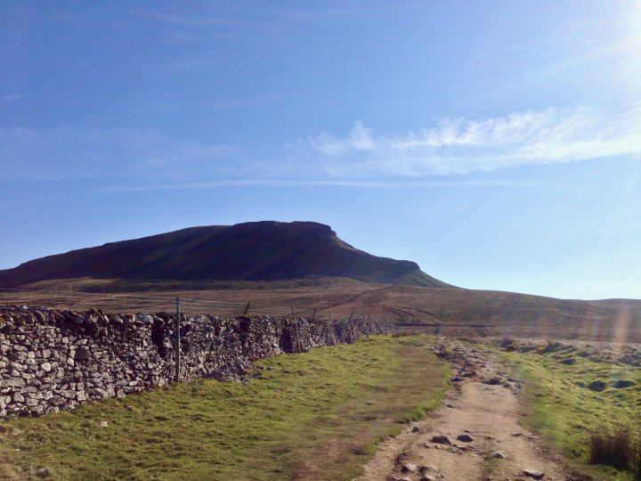 Pen-y-ghent / Plover Hill