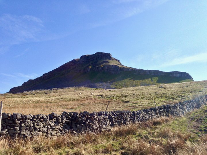 Pen-y-ghent / Plover Hill