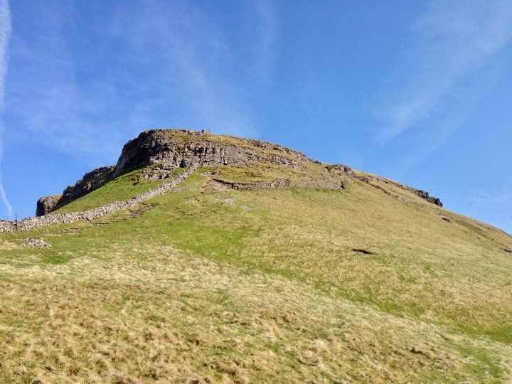 Pen-y-ghent / Plover Hill