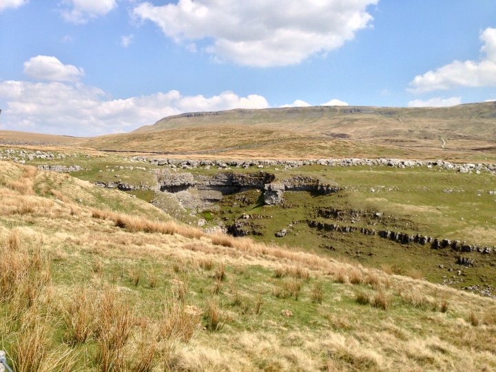 Pen-y-ghent / Plover Hill