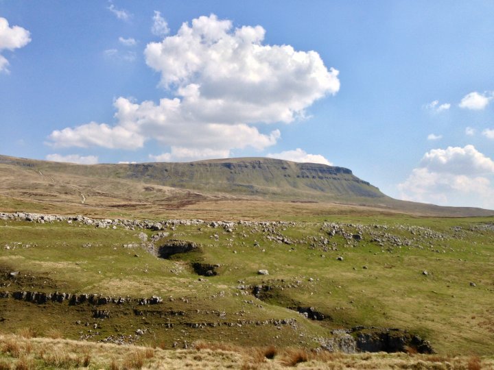 Pen-y-ghent / Plover Hill