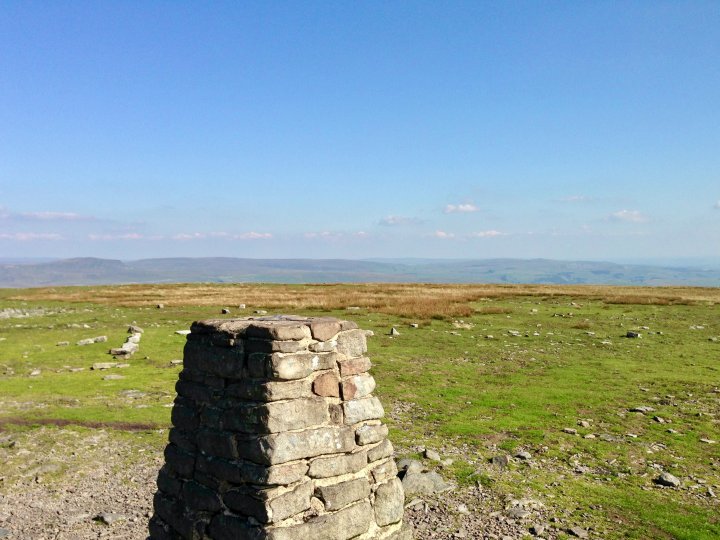Ingleborough / Simon Fell