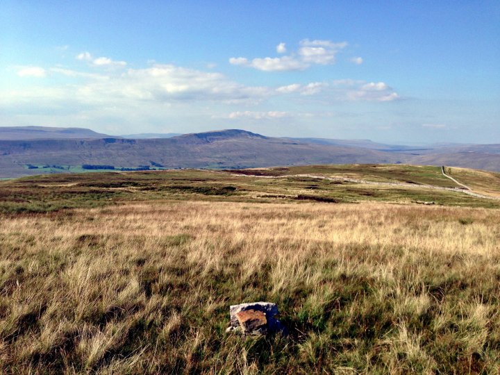 Ingleborough / Simon Fell
