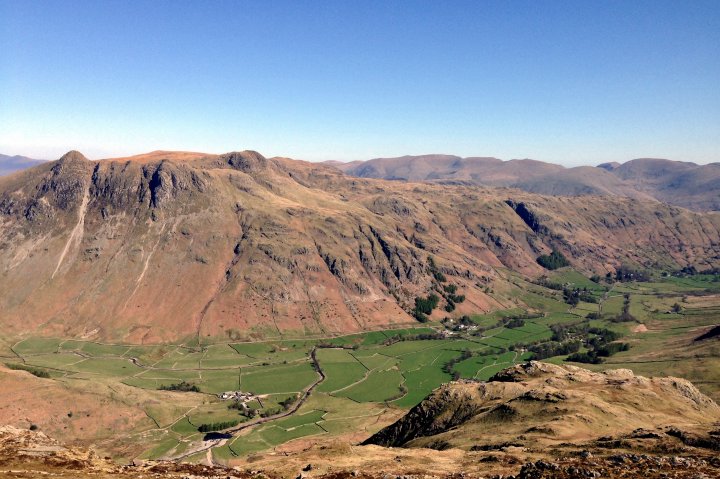 Pike of Blisco / Cold Pike / Crinkle Crags (South Top) / Crinkle Crags (Long Top) / Shelter Crags
