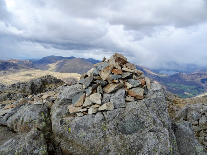 Rossett Pike / Allen Crags / Red Beck Top / Glaramara / Combe Head / Dovenest Top / Rosthwaite Fell - Bessyboot