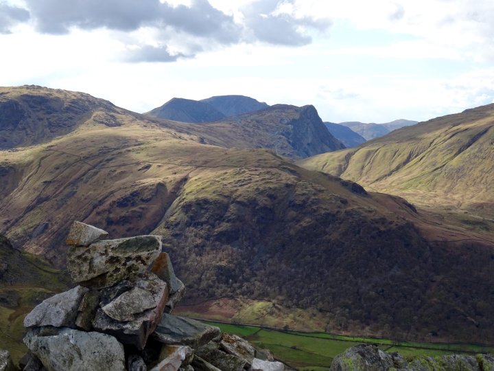 Rossett Pike / Allen Crags / Red Beck Top / Glaramara / Combe Head / Dovenest Top / Rosthwaite Fell - Bessyboot