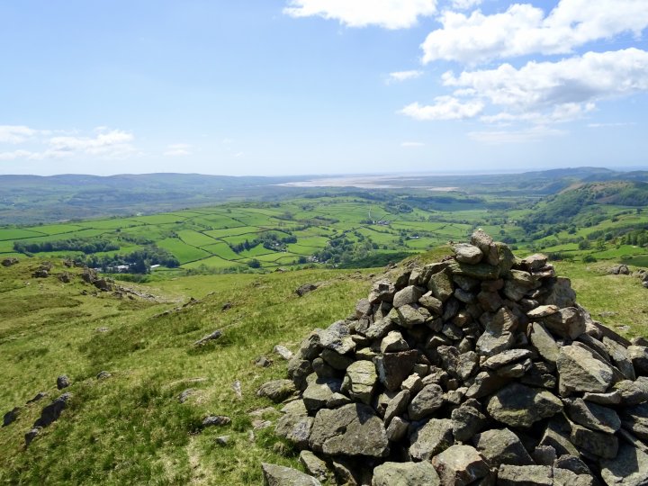 Green Pikes / Pikes / Caw / Raven's Crag / The Knott / Stickle Pike / Tarn Hill / Great Stickle / Dunnerdale Fells