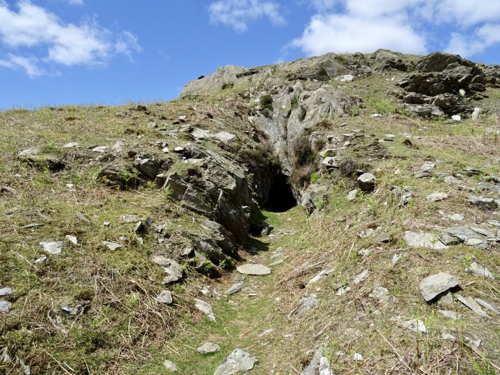 Green Pikes / Pikes / Caw / Raven's Crag / The Knott / Stickle Pike / Tarn Hill / Great Stickle / Dunnerdale Fells