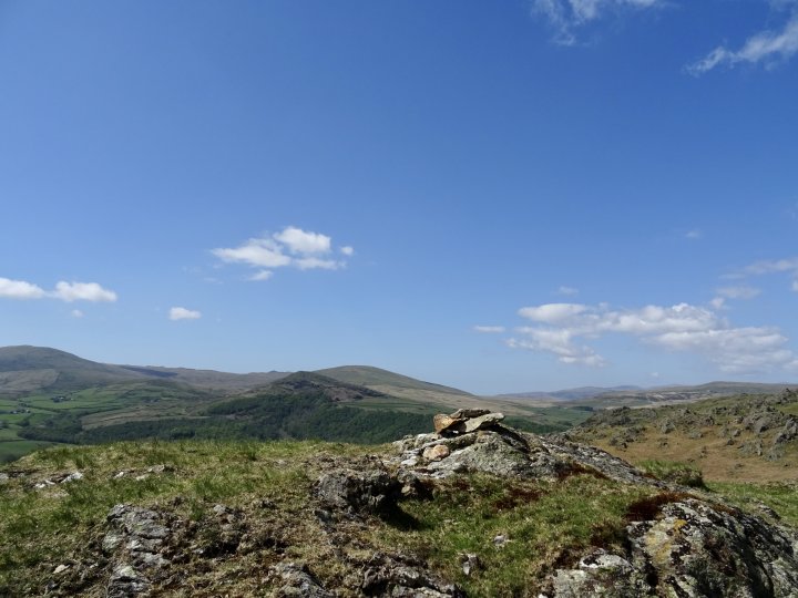 Green Pikes / Pikes / Caw / Raven's Crag / The Knott / Stickle Pike / Tarn Hill / Great Stickle / Dunnerdale Fells