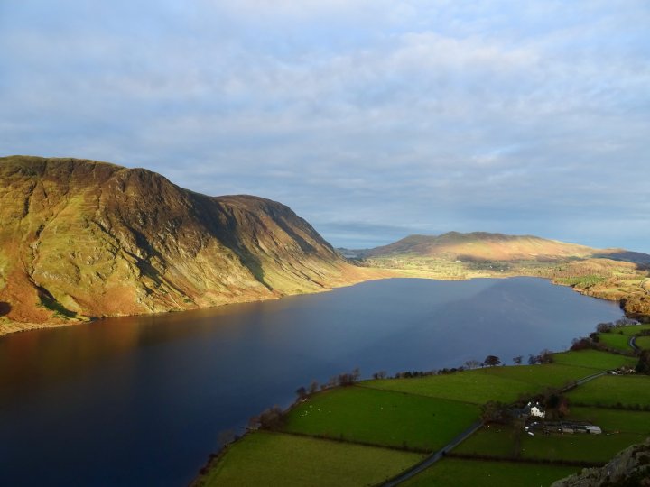 Rannerdale Knotts / Whiteless Pike / Wandope / Grasmoor / Hopegill Head / Whiteside East Top / Whiteside