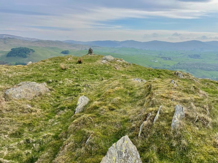 Ulgraves / Potter Fell - 2 / Potter Fell - 1 / Brunt Knott / Green Quarter / Hollow Moor / High Knott / Hugill Fell (Wainwright Summit) / Reston Scar