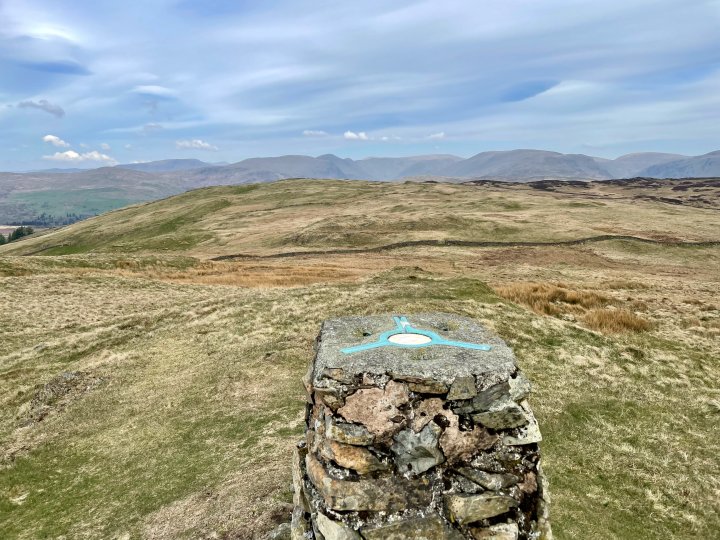 Ulgraves / Potter Fell - 2 / Potter Fell - 1 / Brunt Knott / Green Quarter / Hollow Moor / High Knott / Hugill Fell (Wainwright Summit) / Reston Scar