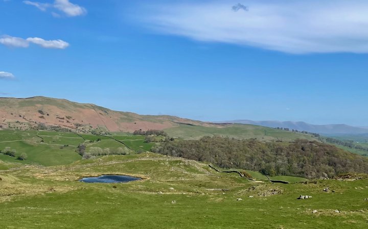 Ulgraves / Potter Fell - 2 / Potter Fell - 1 / Brunt Knott / Green Quarter / Hollow Moor / High Knott / Hugill Fell (Wainwright Summit) / Reston Scar