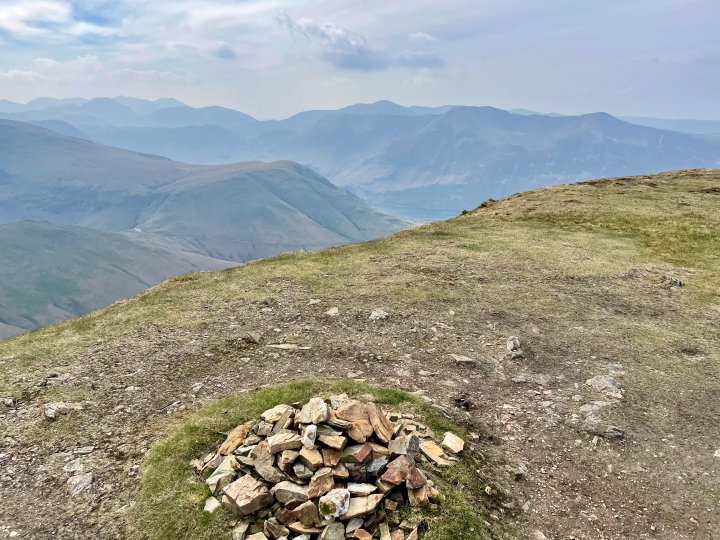 Rannerdale Knotts / Whiteless Pike / Wandope / Grasmoor / Hopegill Head / Whiteside East Top / Whiteside